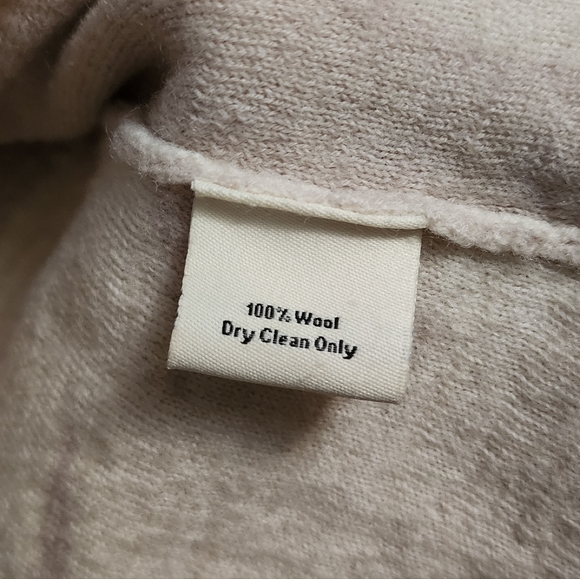 Wool Coat | Woman's Medium | Overcoat, Jacket, Cloak - Picture 2 of 4